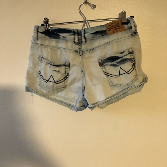 superdry bleached short shorts - Picture 2 of 3
